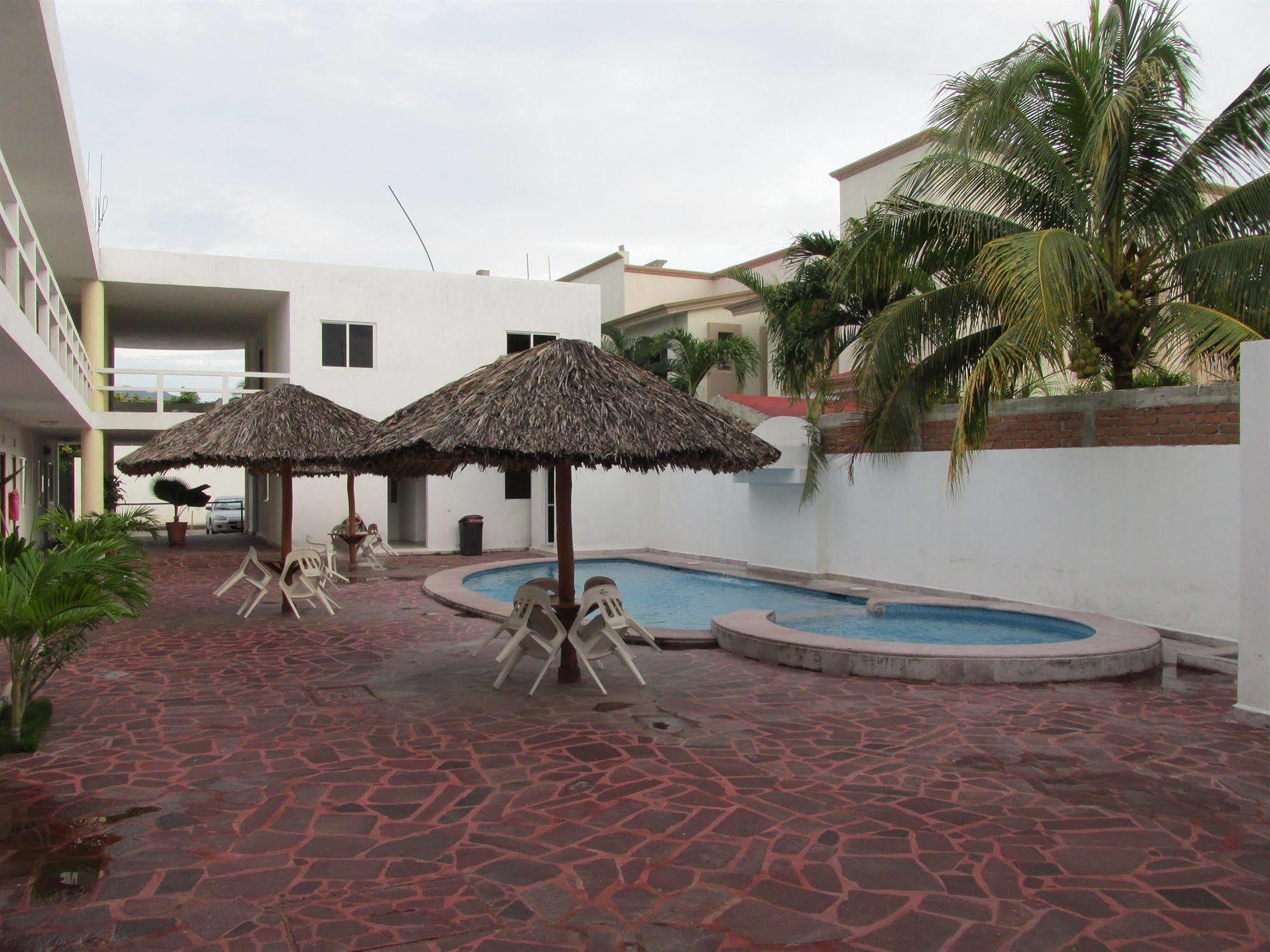 Hotel Albatros Palace Manzanillo Ngoại thất bức ảnh