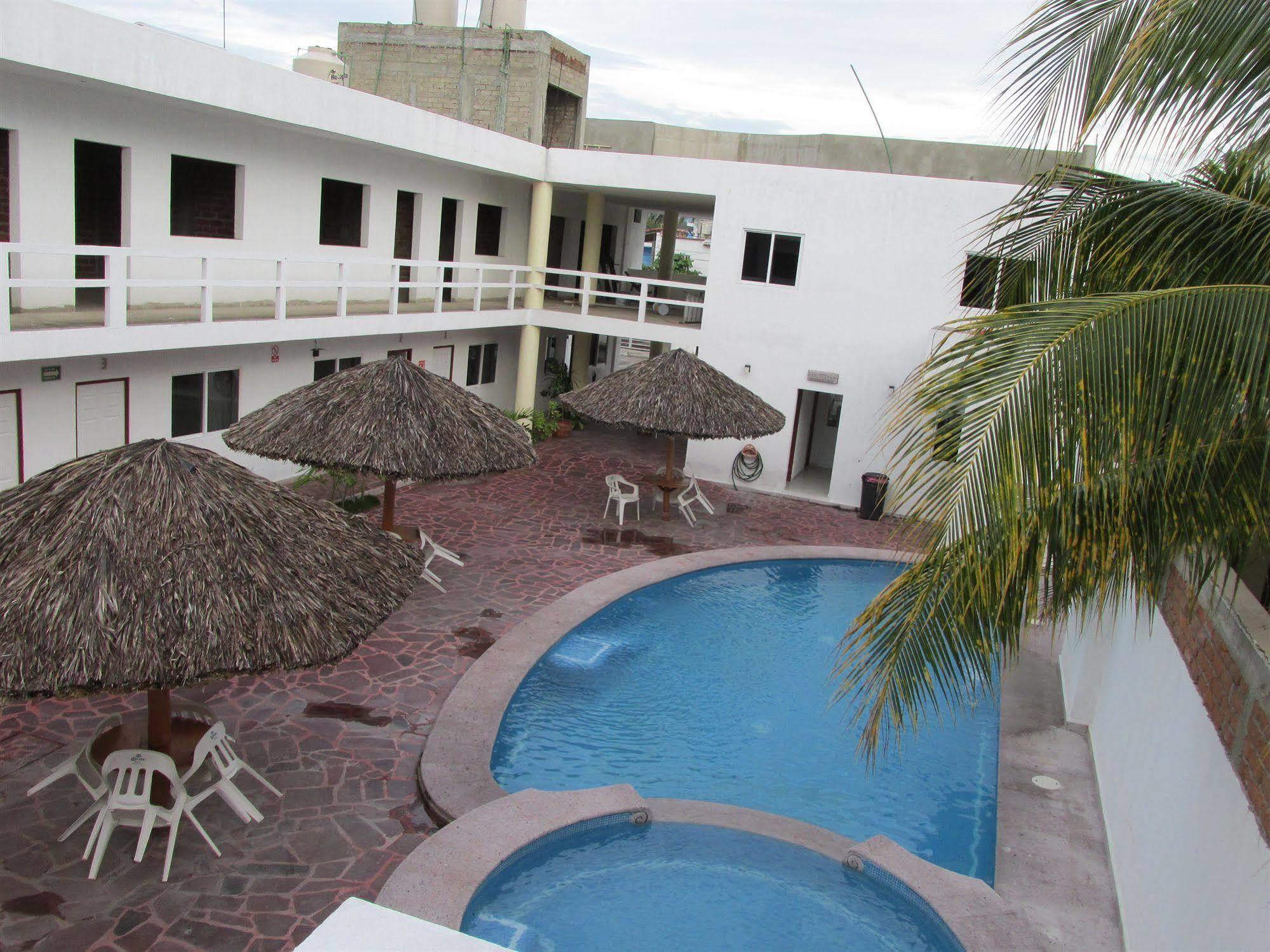 Hotel Albatros Palace Manzanillo Ngoại thất bức ảnh