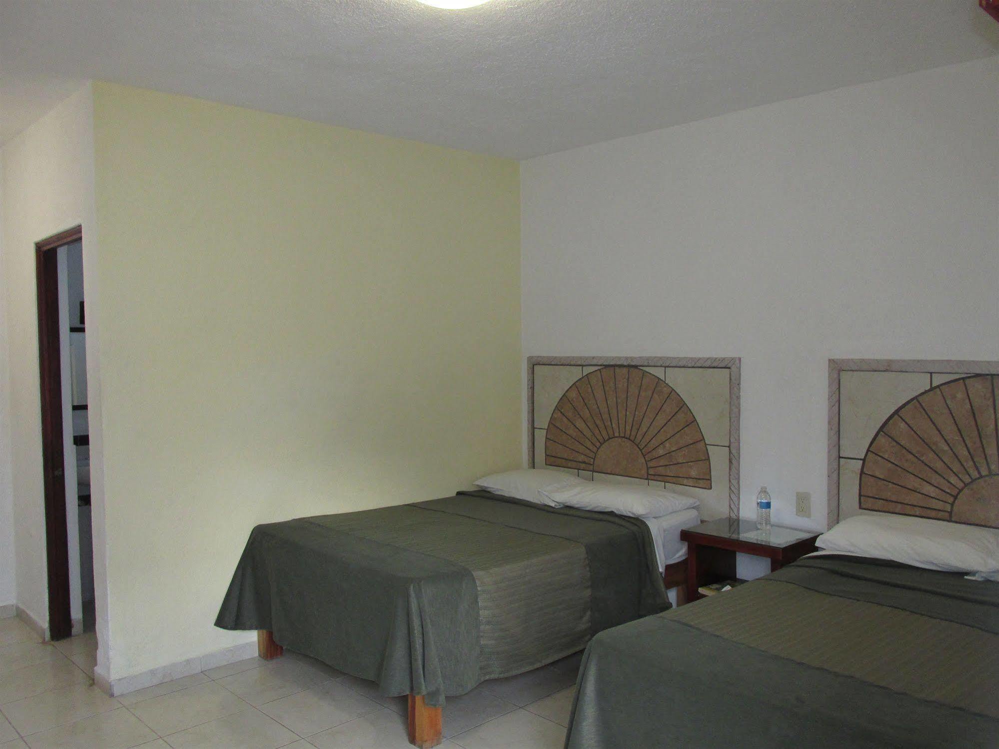 Hotel Albatros Palace Manzanillo Ngoại thất bức ảnh