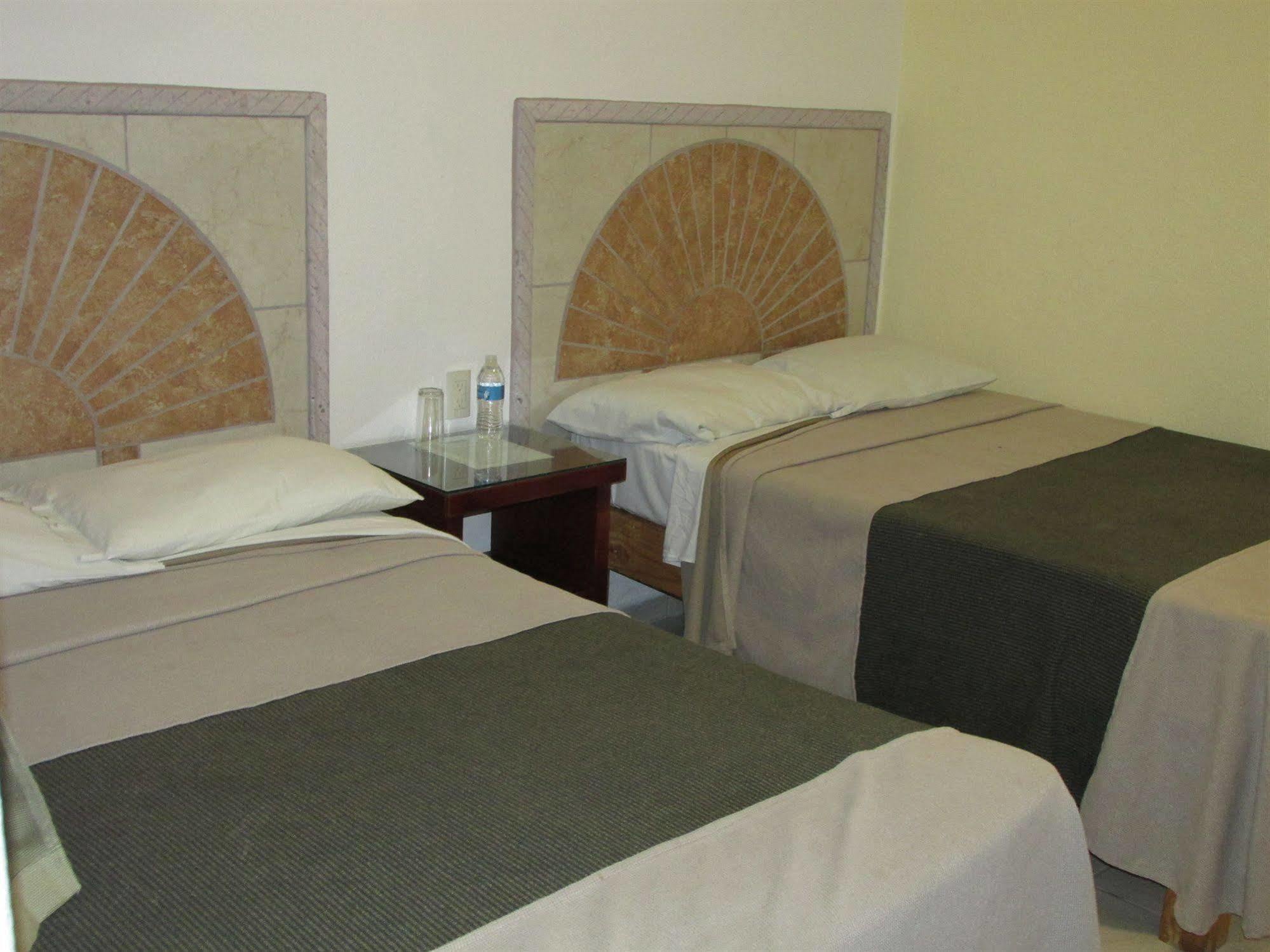Hotel Albatros Palace Manzanillo Ngoại thất bức ảnh