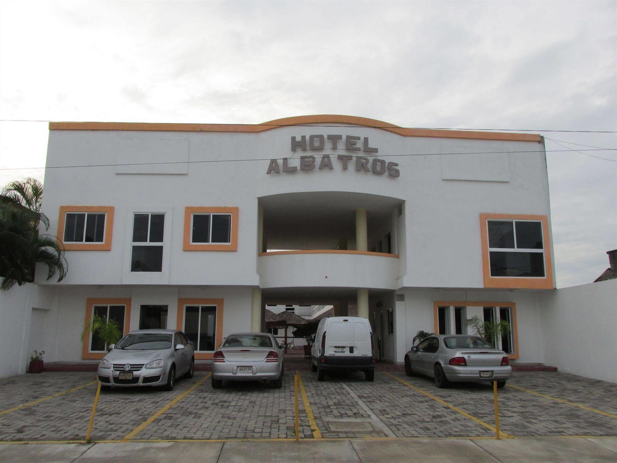 Hotel Albatros Palace Manzanillo Ngoại thất bức ảnh